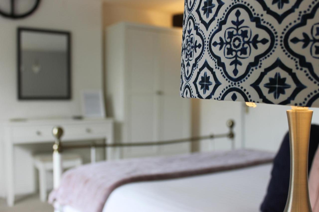 The Hatch Inn Тонтон Экстерьер фото