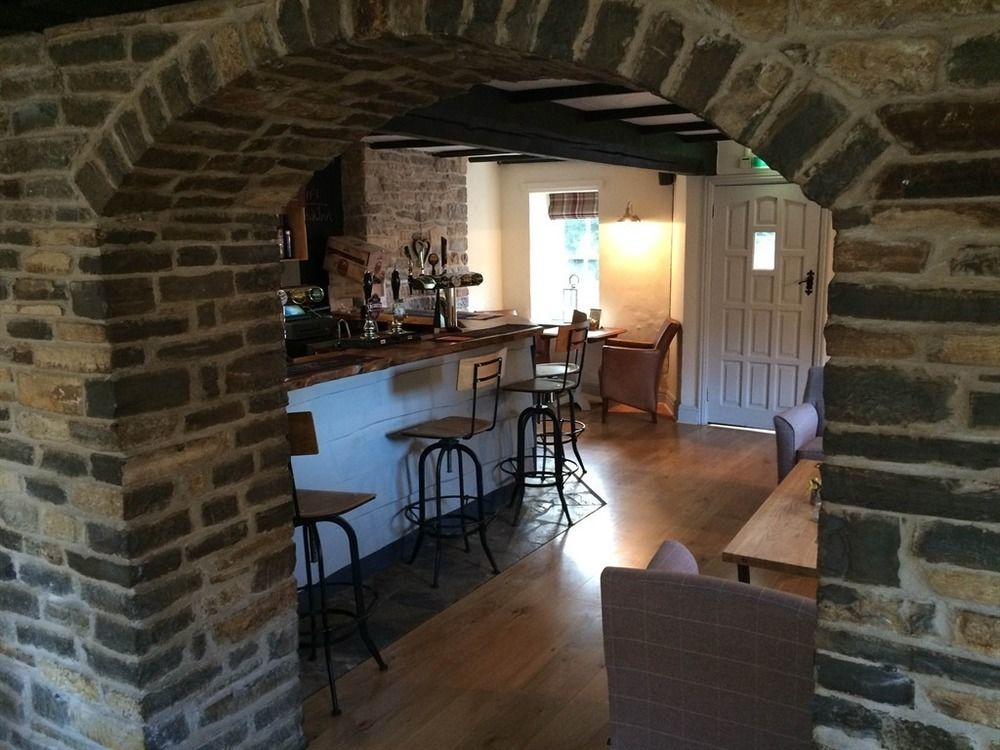 The Hatch Inn Тонтон Экстерьер фото